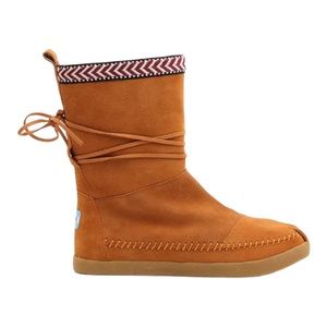 Toms nepal chestnut brown suede lace up boots size 8